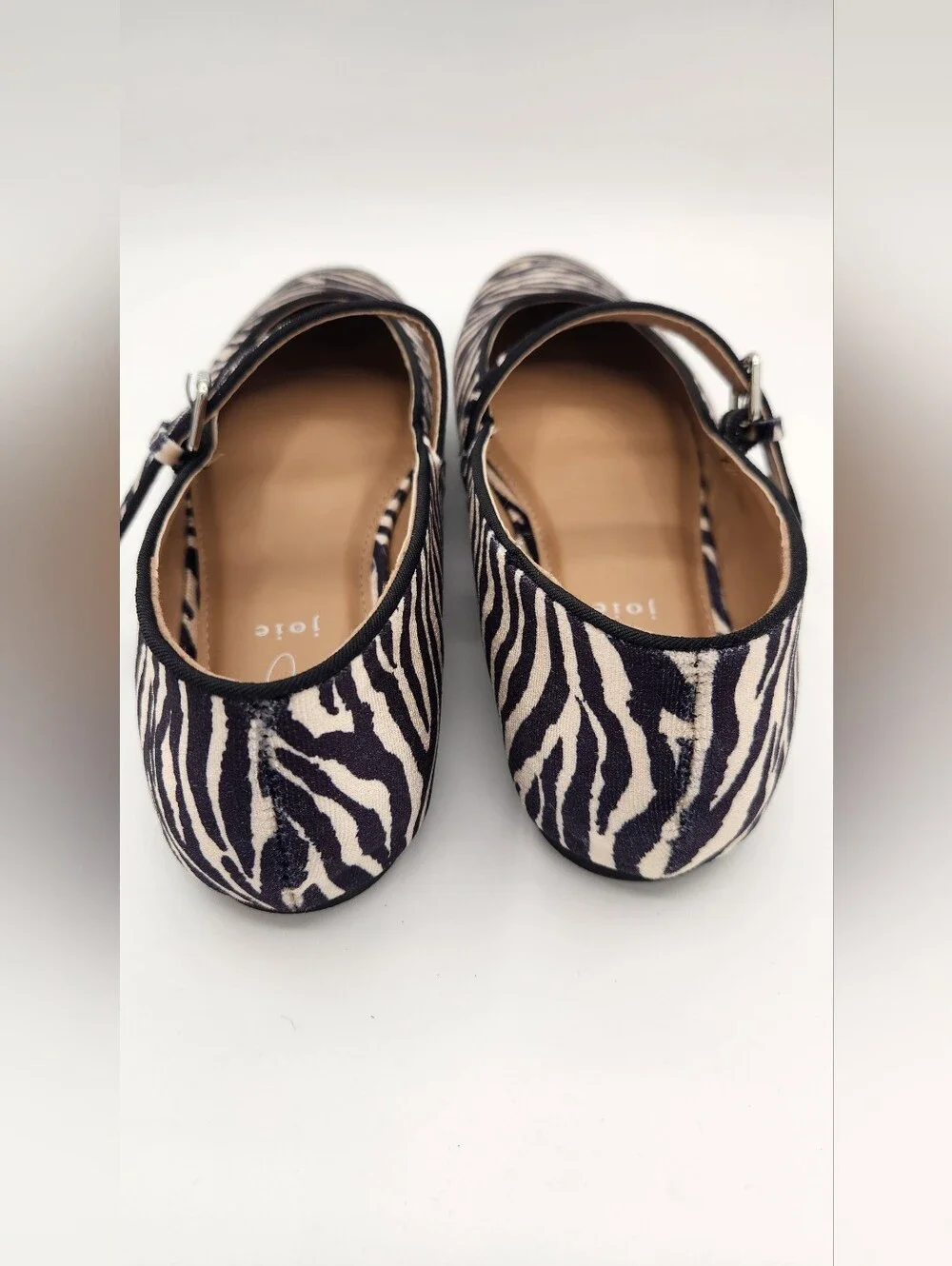 Joie chic trendy